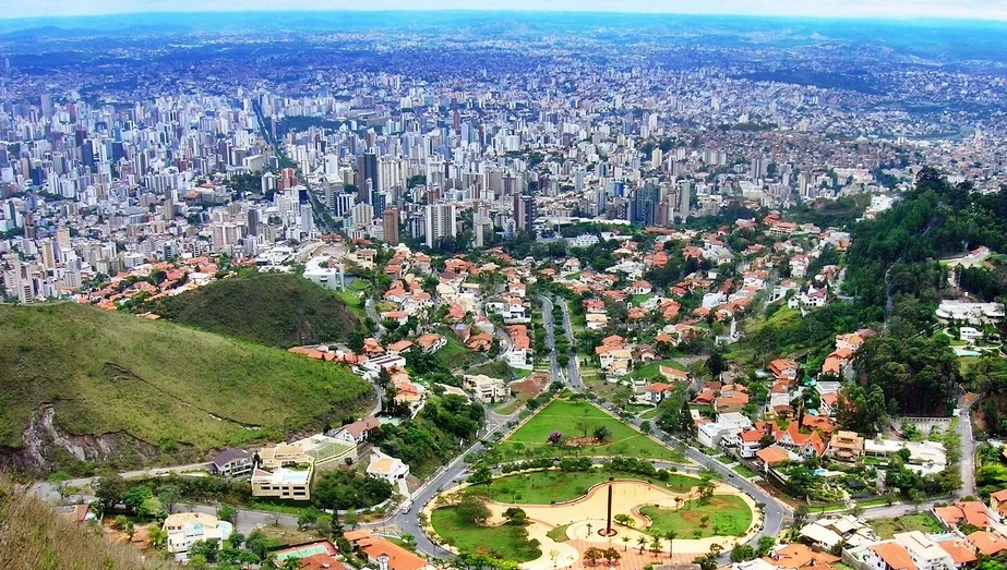 Onde jogar futebol em Belo Horizonte: os melhores campos, quadras e arenas society